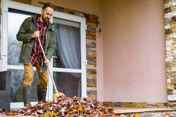 Best Construction Debris Removal  in Willamina, OR